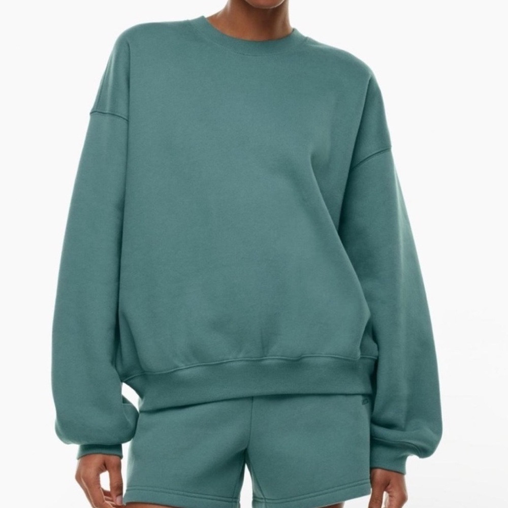 Aritzia Relaxed Crew Sweatshirt in Teal Green
